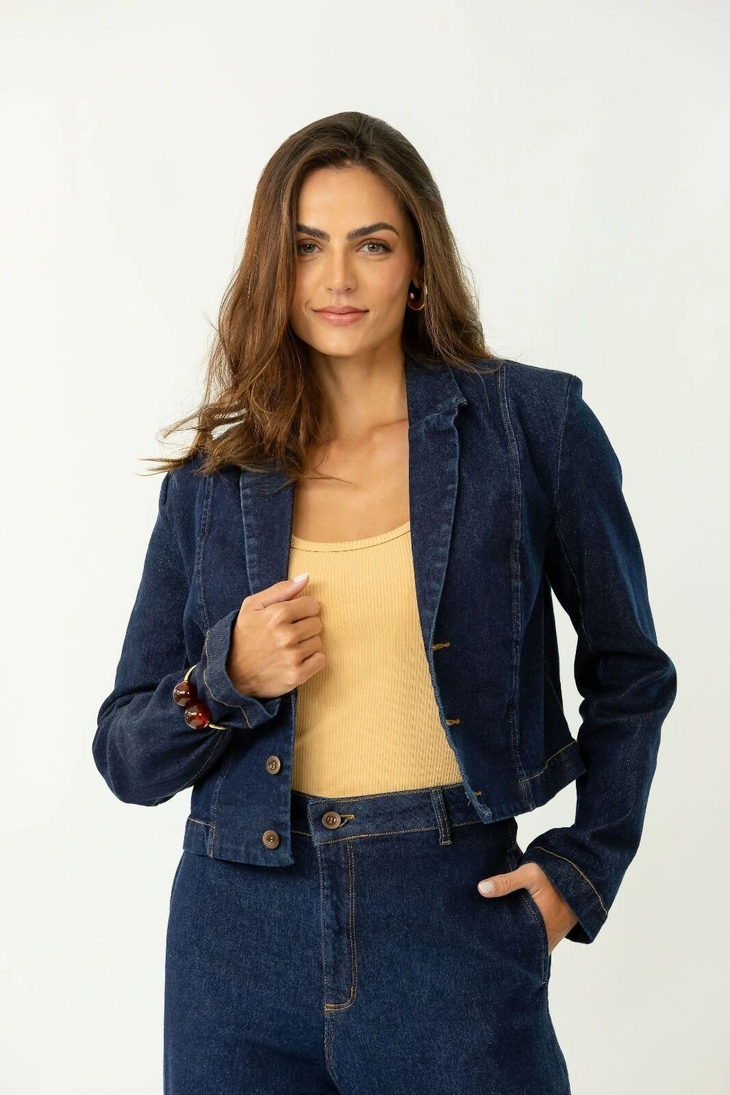 BLAZER CROPPED AMACIADO JEANS ESCURO